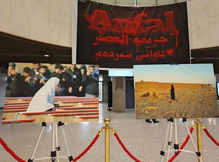 بە بەرچاوی کەسوکاری ئەنفالکراوانەوە سەدان تانکەری نەوتی قاچاغ سنوورەکان تێدەپەڕێنن