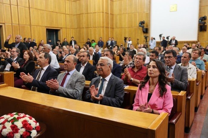 ئێستا کاتی تێپەڕاندنی کەشی ئەمنی و دەستپێکردنی ئاشتییێکی دادپەروەرانەیە