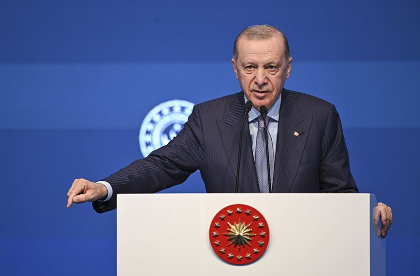 Erdogan warns of spreading war in the Middle East