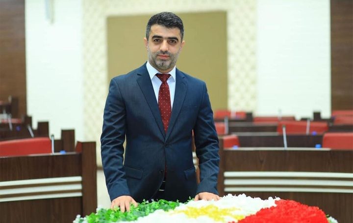 عه‌لی حه‌مه‌ساڵح: ناچینه‌ ژێر چه‌تری نیشتیمانپه‌روه‌ریی ساخته‌