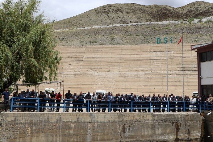 سد سازی ترکیه چندین روستای کردستان را خشکانده است + فیلم