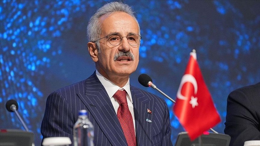 وزیر حمل و نقل ترکیه: ترکیه به ستون فقرات تجارت آسیا و اروپا تبدیل می‌شود