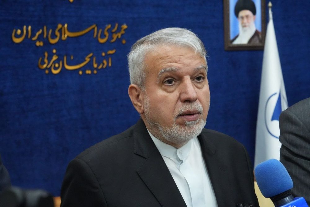 وزیر گردشگری: تاکنون نتوانستەایم ظرفیت های بی نظیر آذربایجان غربی را معرفی کنیم