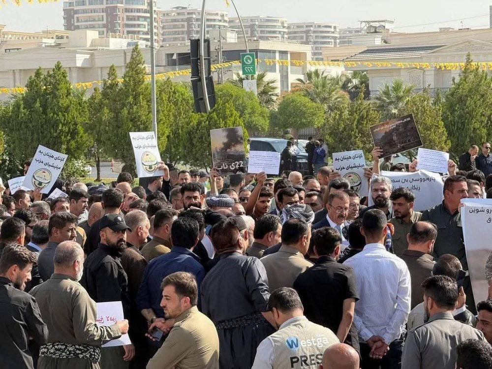 تجمع هواداران لاهور طالبانی و خانواده بازداشت‌شدگان لاله‌زار مقابل سازمان ملل در اربیل