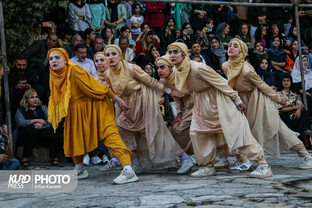 چهارمین جشنواره منطقه‌ای نمایش خیابانی «زاب» خاتمه یافت