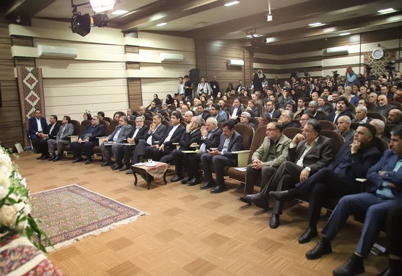 تأکید فرهنگیان کردستان بر ضرورت تحول در محتوای آموزشی و توسعه عدالت آموزشی