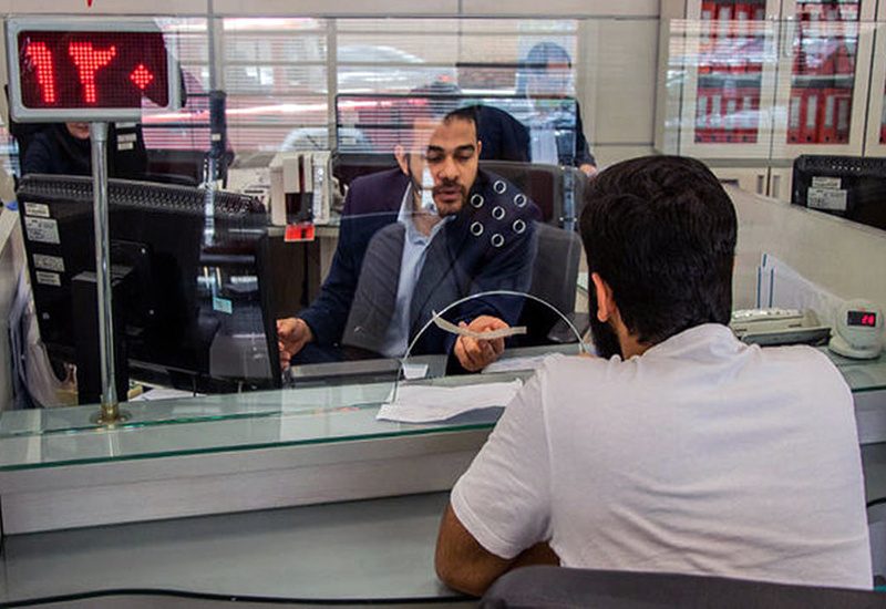 تخلف بانک های کردستان در پرداخت وام ازدواج ادامه دارد؛قانون یک ضامنی،چند ضامنی اجرا می شود