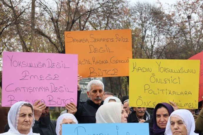 تولای حاتم اوغولاری: رأی ما به لایحه بودجه‌ای که برای جنگ هزینه شود، «نه» است