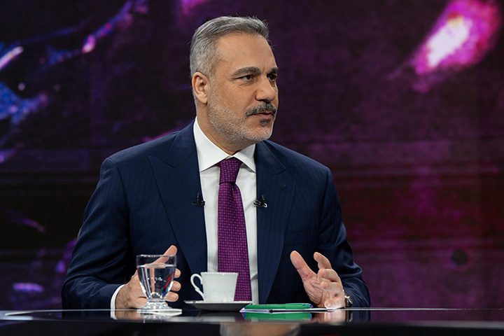 پێویستە هەسەدە بە پاساوی هەڕەشەی داعش تێكەڵبوون لەگەڵ سوپای سووریا دوانەخات