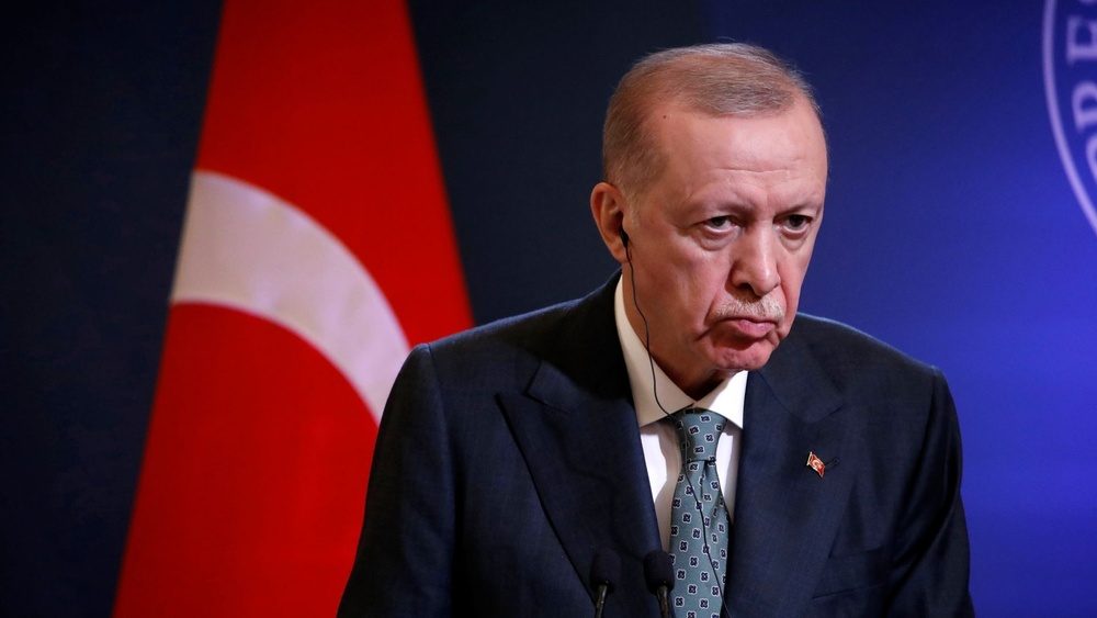 Erdogan dismissed the ministers of interior and justice
