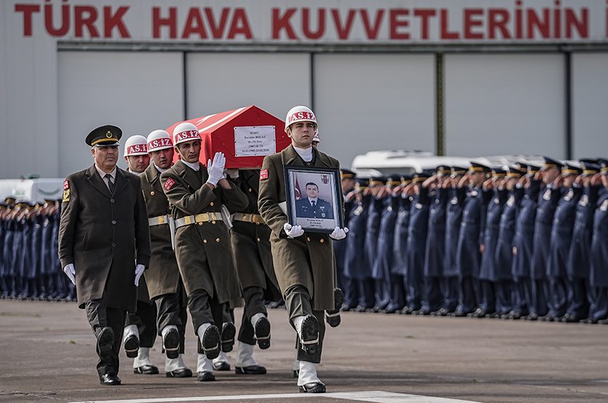 F-16 fighter crash in Balik Asir; The pilot of the Turkish Air Force died