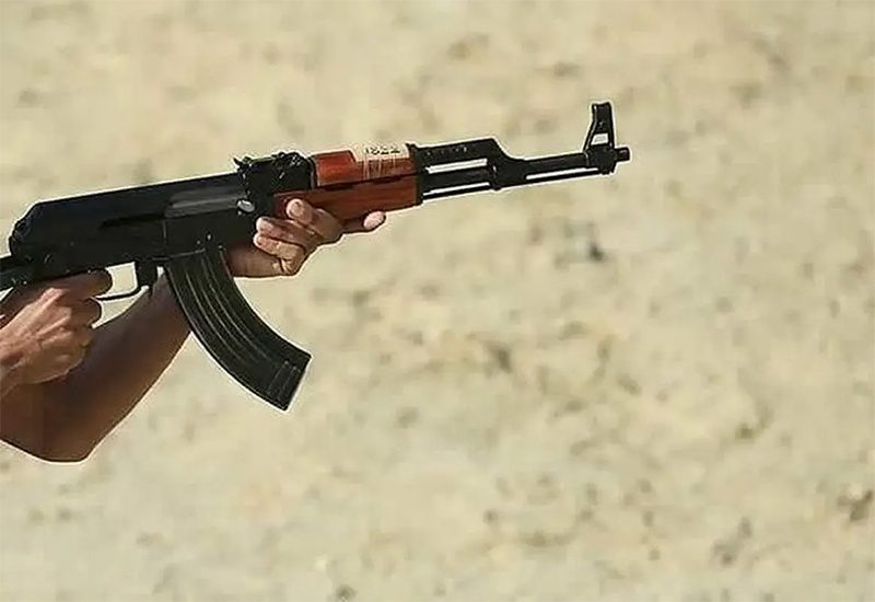 حمله تروریستی به مقر ارتش در مریوان؛ یک سرباز شهید و یک نفر مجروح شد