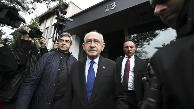نشست فوق‌العاده قلیچداراوغلو  و آدم هایش؛ اخراج نمایندگان CHP روی میز
