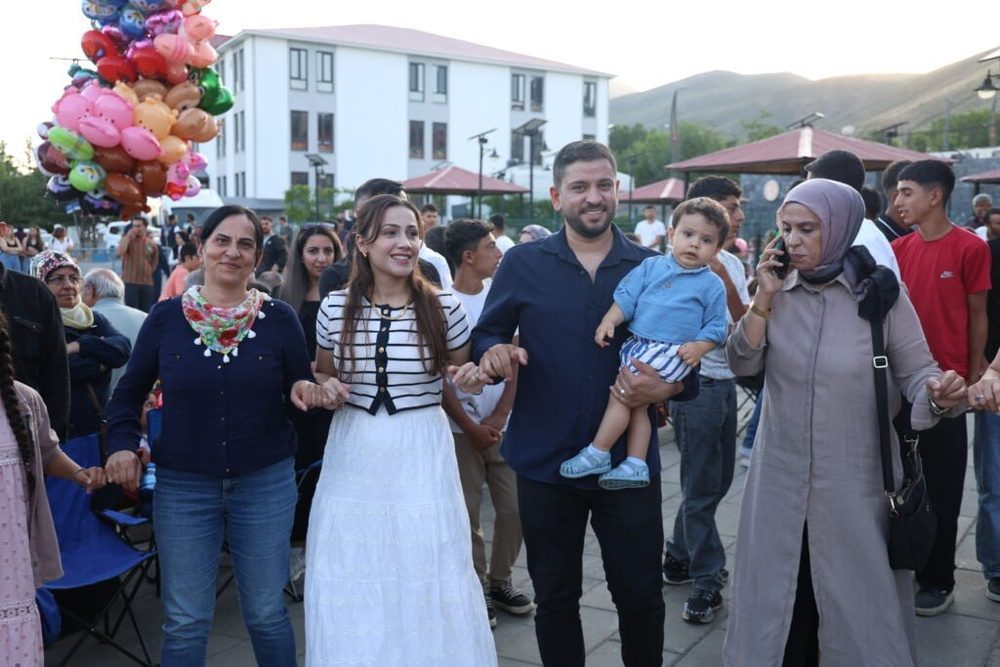 جشنواره فرهنگ و طبیعت کانیرش با حضور هزاران نفر برگزار شد