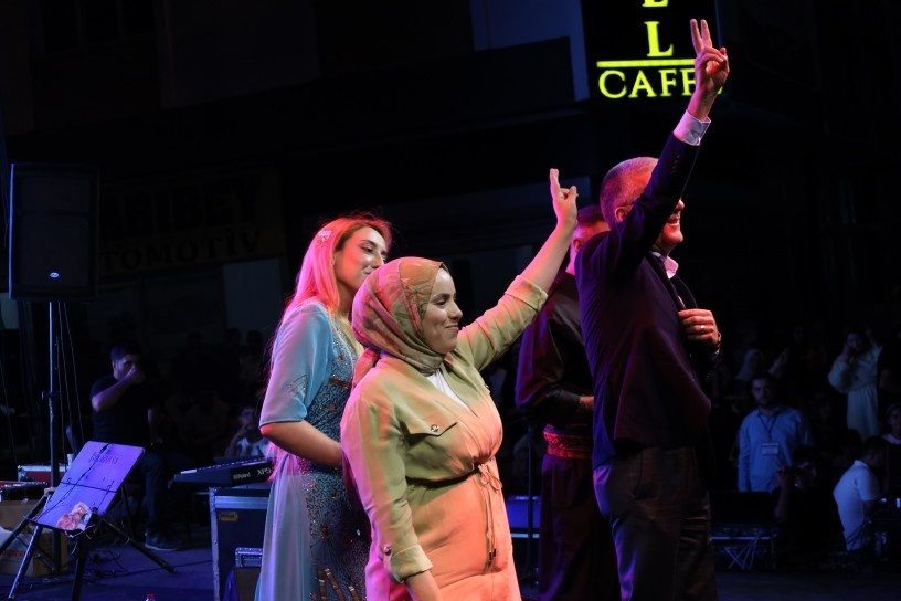 جشنواره «کوخ» پس از ۱۲ سال به گیمگیم بازگشت؛ از موسیقی کردی تا یادبود اکین وان + فیلم