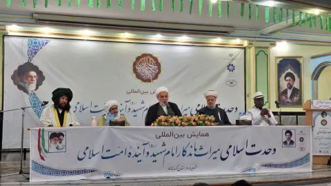 تنگ نظری و نگاه های محدودکننده جایی در مسیر وحدت اسلامی ندارد