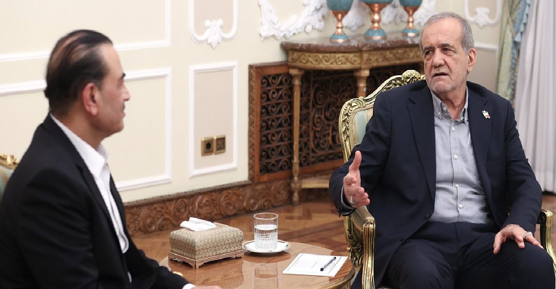 پێویستە ئەمریکا شێوازی مامەڵەکردنی لەگەڵ تاران بە ئاراستەی دیپلۆماسی و ئاشتی بگۆڕێت