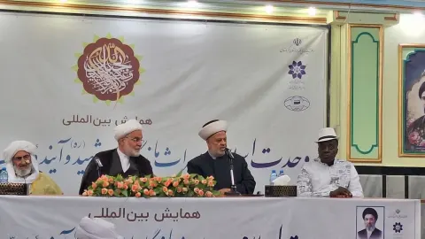 عالم لبنانی: وحدت شیعه و سنی، دشمنان اسلام را ناکام می کند