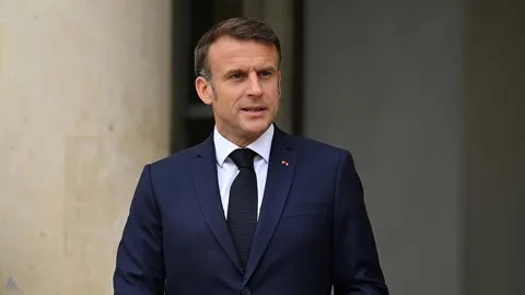 پشتیوانیی ماکرۆن لە یەکخستنی هێزەکانی هەسەدە و سووپای سووریا