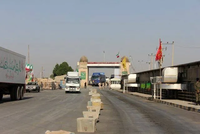 سه گذرگاه مرزی عراق با ایران بازگشایی شد