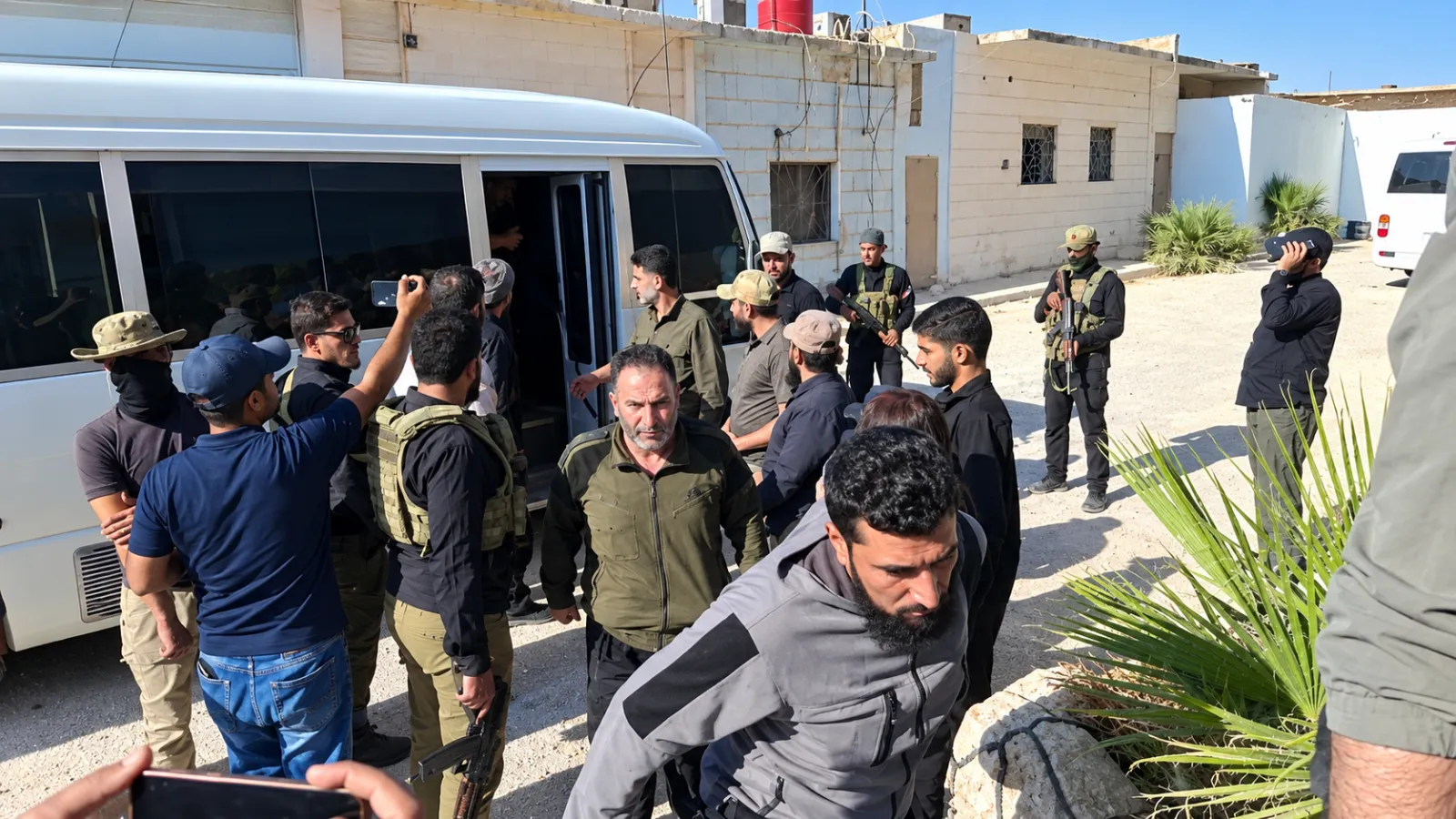 آزادی ۴۹ عضو SDF از بازداشت دولت موقت سوریه