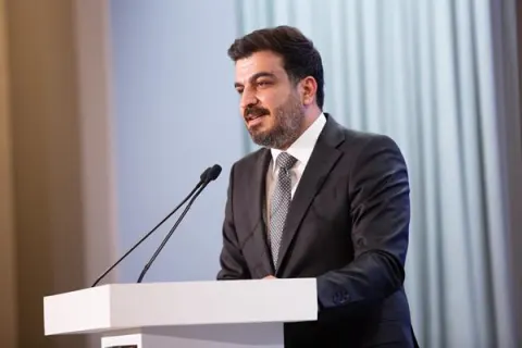 پیشوا هورامانی: سهم اقلیم کردستان از بودجه عراق باید ۱۴ درصد باشد