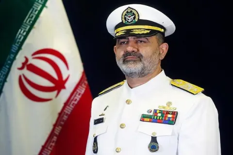 دریادار ایرانی: اقتدار دریایی ایران پشتوانه امنیت خطوط کشتیرانی است