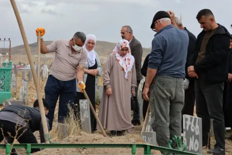 پیکر مولود ال‌ور، عضو HPG، پس از ۹ سال به خانواده‌اش تحویل داده شد