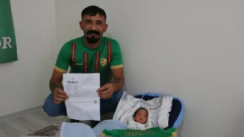 وفای هوادار آمداسپور به قولش؛ نام پسرش را «امبایه دیاگنه» گذاشت