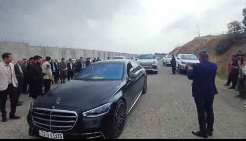 تردد خودرو و کاپوتاژ از مرز سیرانبند بانه آغاز شد