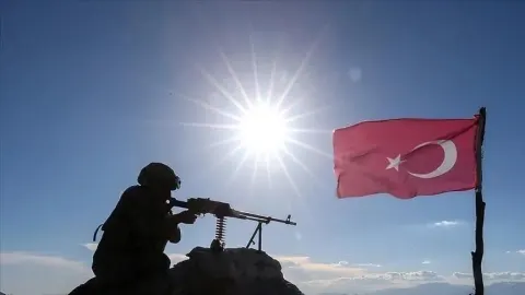 سەربازێکی سوپای تورکیا بەهۆی تەقەکردنەوە لەناو خاکی هەرێم کوژرا
