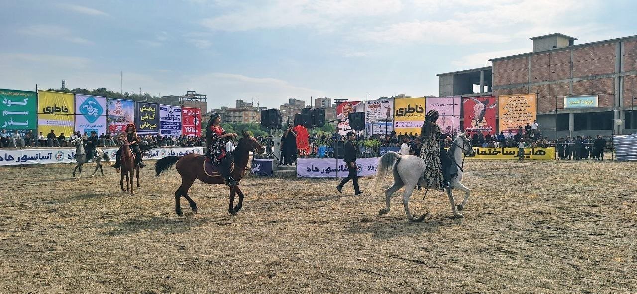 چهارمین همایش سراسری اسب کُرد در سقز برگزار شد
