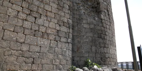 تخریب دیوارهای تاریخی سور دیاربکر در سایه بی‌توجهی مسئولان و مردم + فیلم