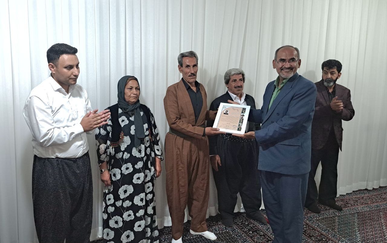 تقدیر و تکریم حبیب عظیم خامسان؛ از صداهای ماندگار دهل در موسیقی فولکلور کردستان