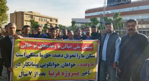 مدیر کل  راه و شهرسازی پای دردِ دل متقاضیان پروژه «فرنیا» نشست