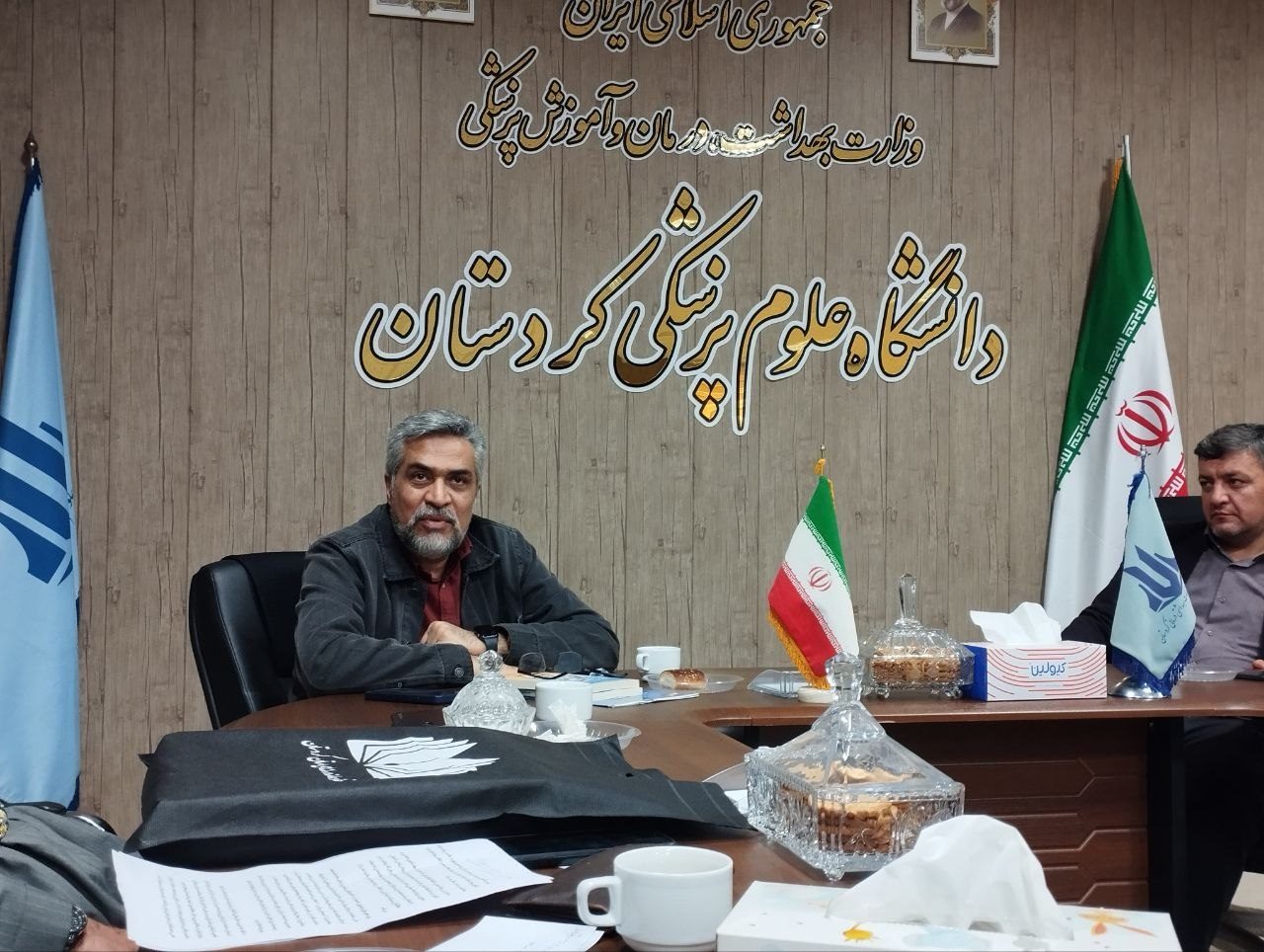 اعتماد عمومی به نظام سلامت زیر سایه ضعف ارتباط با رسانه‌ها؛ مطالبه خبرنگاران کردستان برای تغییر رویکرد