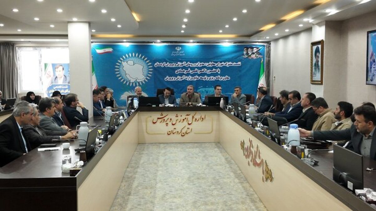 پرداخت به موقع مطالبات فرهنگیان باید در اولویت باشد